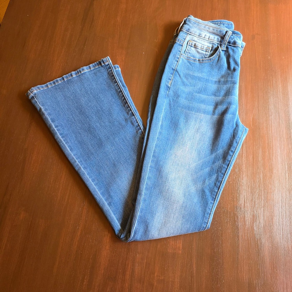 Kunmi Womens High Waisted Flare Jeans Medium Wash Button Fly Size 4
